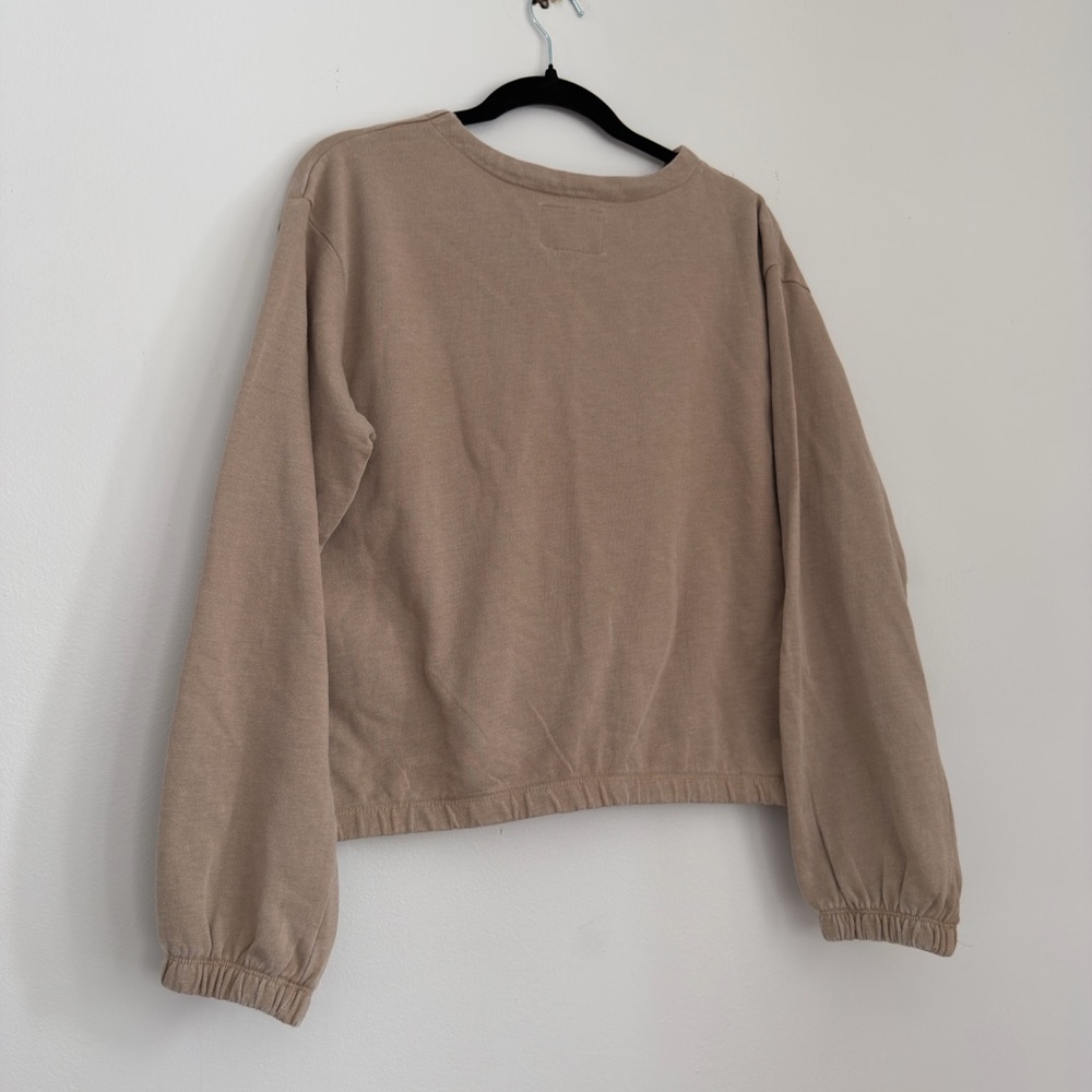 Champion Beige V-Neck Top - Picture 4 of 4